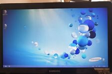 Laptop SCREEN Bildschirm 15.6"/ LP156WH2/40 pin. Mit 2 × Klammern.