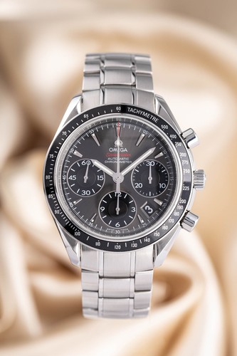 Omega speedmaster date - speedmaster,