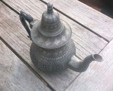 zinnkanne mit deckel-Zinnkanne-Kanne mit marokanischem Dekor