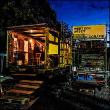 Kunst-Objekt Ausstellungs-, Veranstaltungsraum & Fotostudio auf LKW-Anhänger