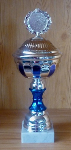 Wanderpokal 37cm mit emblem - 1,