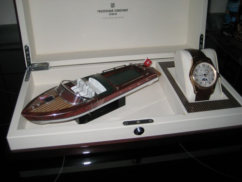 Frederique constant runabout - frederique,