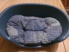 Ferplast Hunde/ Katzenbett mit Kissen