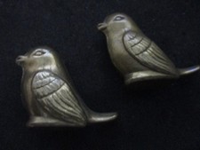 2 X alte massive Messing Vögel 3 cm hoch je 51 Gramm Omas Nachlass Rarität