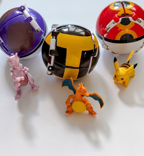 Pokemon figuren mit pokeball - mit,