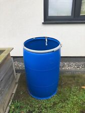 2 Regentonnen Die Blaue ca 200 l Die Graue Mit Deckel 300 l