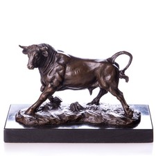 Bronze Skulptur Figur , " Stier ", signiert A.Barge , Höhe 14cm , 2,1Kg  /192