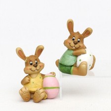 Osterhasen Hasen mit Ei Oster