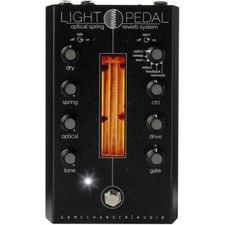 Gamechanger Audio Light Pedal