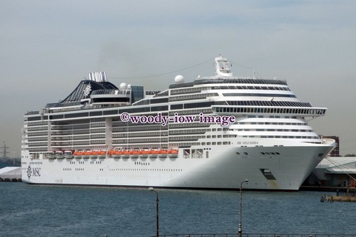 Rw0137 msc cruise - -, liner