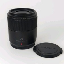 Panasonic Lumix G 30 mm F/2.8
