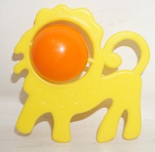 DDR Rassel Klapper Babyrassel  /P30.7/4