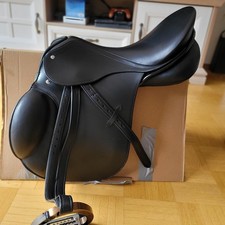 Wenig genutzter Springsattel von Passier