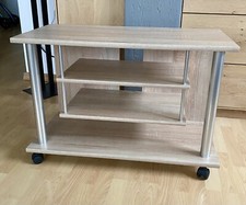 Fernsehtisch mit Rollen