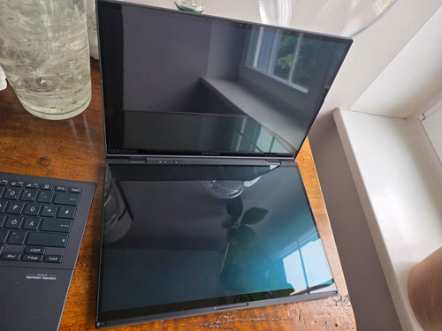 Asus zenbook duo - duo, ux8406ma