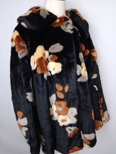 Damen Pelzjacke Fake Fur Jacke Kunstfell Blumen von ALFREDO PAULY in Gr.46