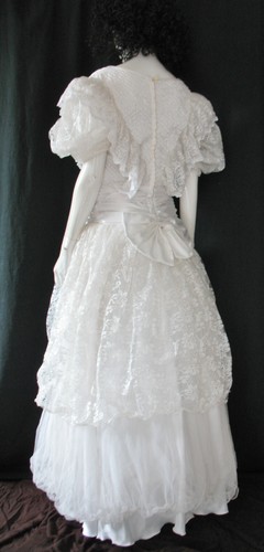 Brautkleid rüschen spitze - rüschen,