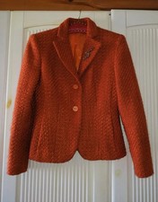 Kurzes Boucle Jäckchen