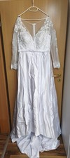 Traumhaftes Brautkleid Weiß