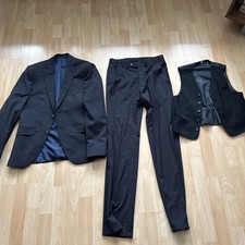 Anzug  3 teilig   „Nur