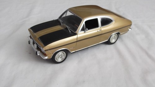 Modellauto revell opel kadett - modellauto,