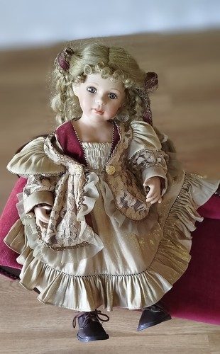 Große alte blonde - große,,