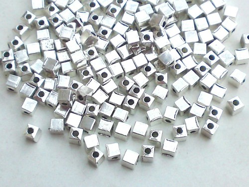 50x metall perlen würfel - 50x,