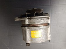 Porsche 924 Lichtmaschiene gebraucht aus Schlachtfahrzeug