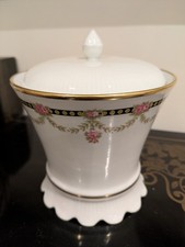 Elegante  Bonboniere