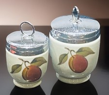 2 Royal Worcester Evesham Gold
