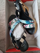 Plateau high heels mit kork - plateau,