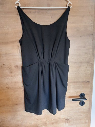 Kurzes schwarzes kleid - schwarzes,