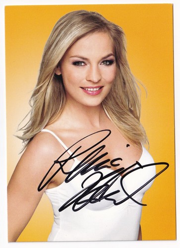 Regina halmich autogrammkarte - regina,