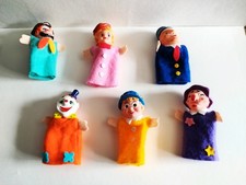 Sammlung aus 6 Fingerpuppen