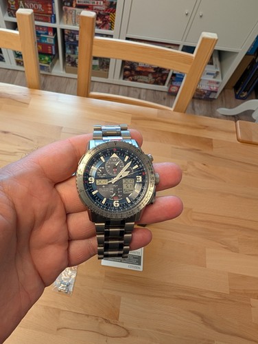 Citizen skyhawk jy8100 - skyhawk, /
