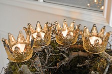 ❀ 4 x Teelichtstecker Krone