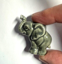 Goebel-Elefant, Porzellan