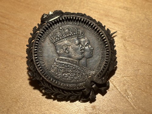 Brosche krönungsthaler 1861 - krönungsthaler,
