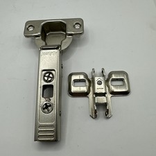 Blum 74.155 -01.01 Eckanschlag 110° mit Feder u. Clip und Montageplatte