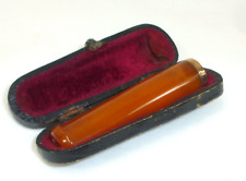 Zigarettenspitze im Etui um