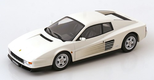 Scale ferrari - 1:18,