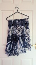 Chanel Seidentuch