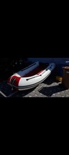 Schlauchboot 3,20m mit Luftboden, 10 PS Toshiba-Motor und Trailer 