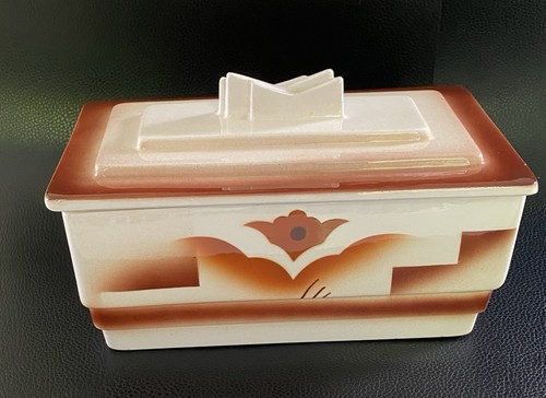 Art deco untucht - art,