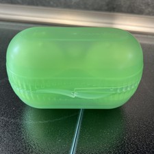 Tupperware Eierbox für 2 Eier, Zwei dabei, Ei & Go mit Salzstreuer grün Wie Neu 