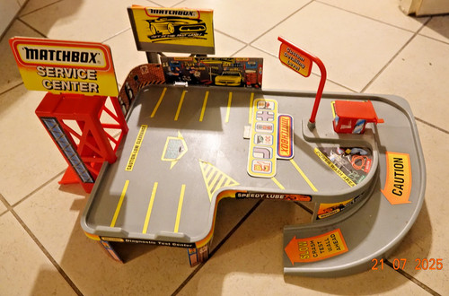 Matchbox center set 1994 - matchbox,