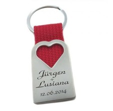 Schlüsselanhänger-Herz gravieren lassen Valentinstag personalisierte Geschenke