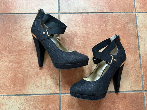 Wunderschöne guess damen - wunderschöne,