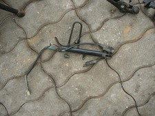 HISUN HS150T-2 Seitenständer mit Feder und Schrauben.