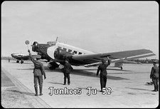 Blechschild 20x30cm gewölbt Flugzeug Junkers Ju 52 Rollfeld Deko Geschenk Schild